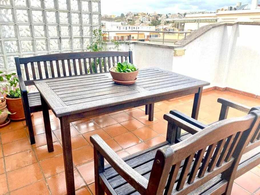 Apartamento Antonio By Solymar Holiday Torre Del Mar Bagian luar foto