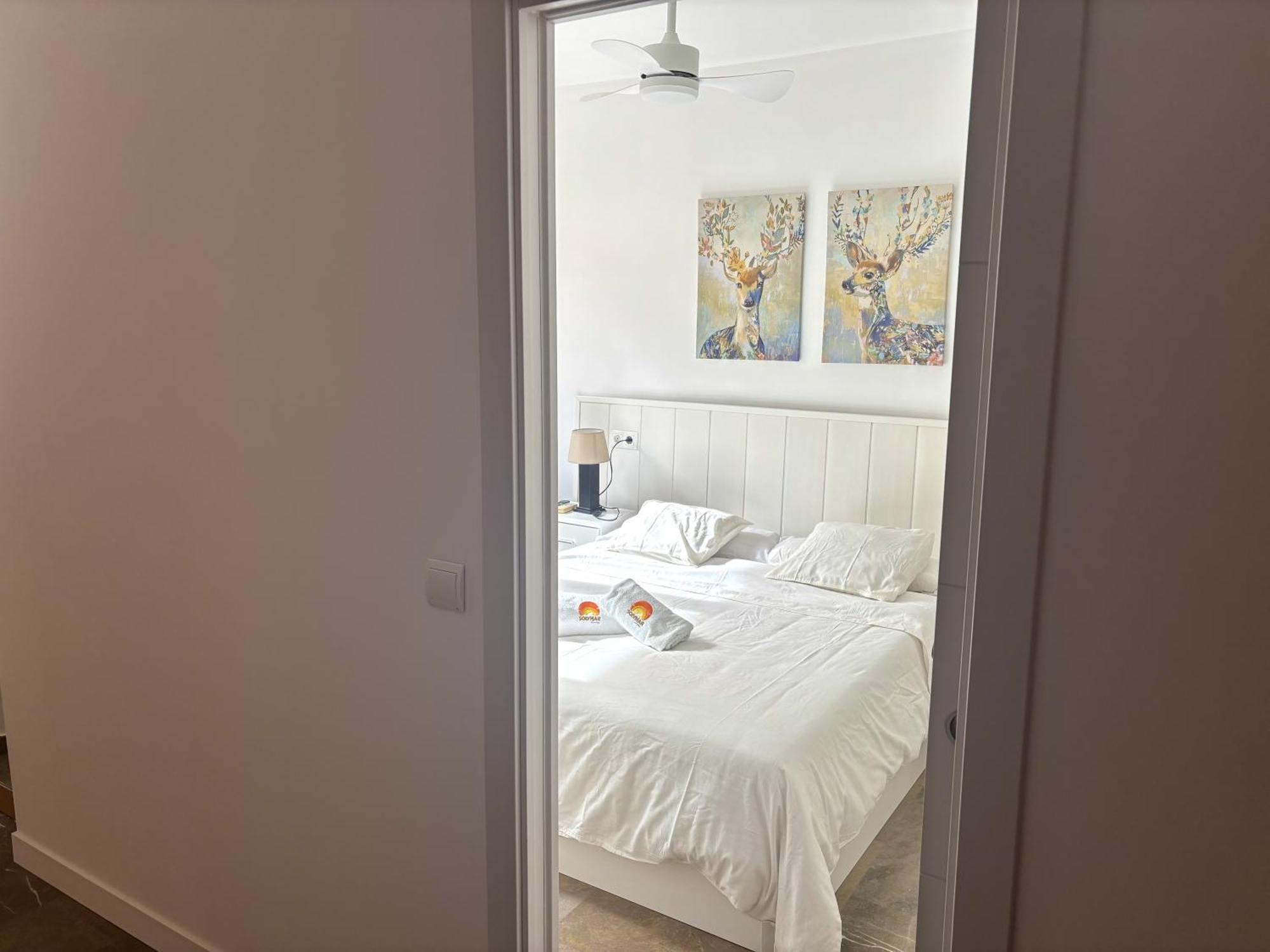 Apartamento Antonio By Solymar Holiday Torre Del Mar Bagian luar foto